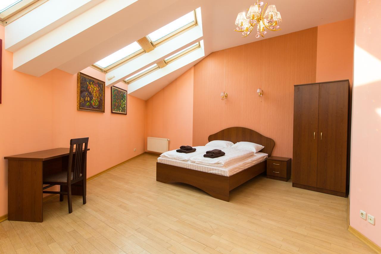10 * Lwów