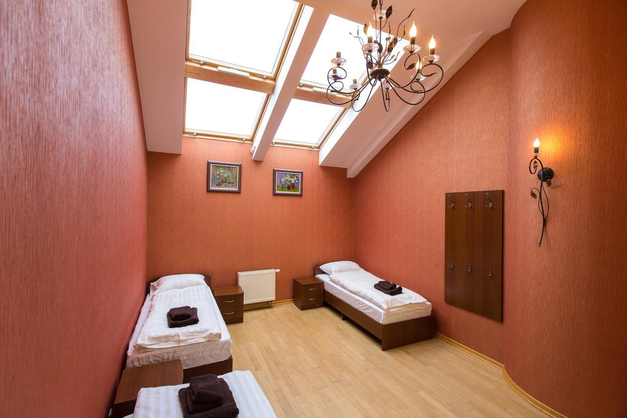 10 Hotel Lwów